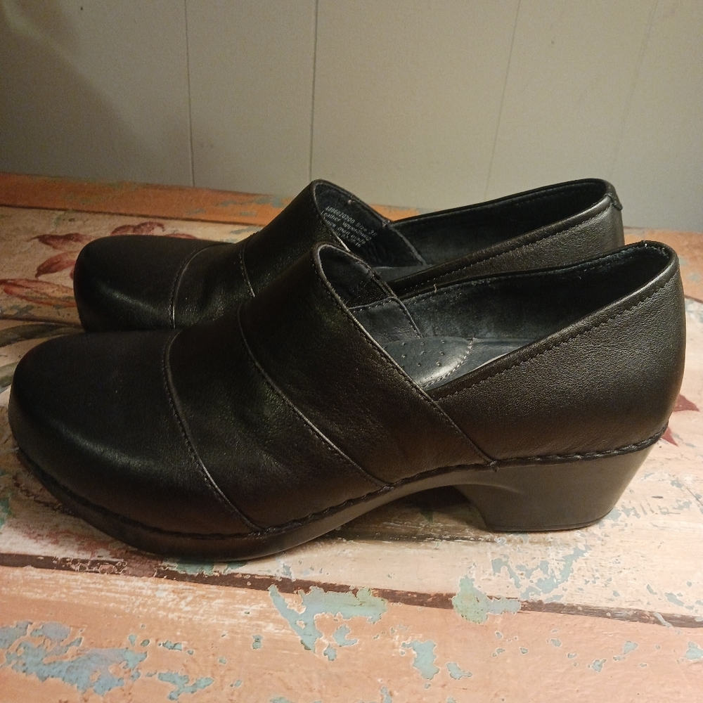 Dansko Size 38